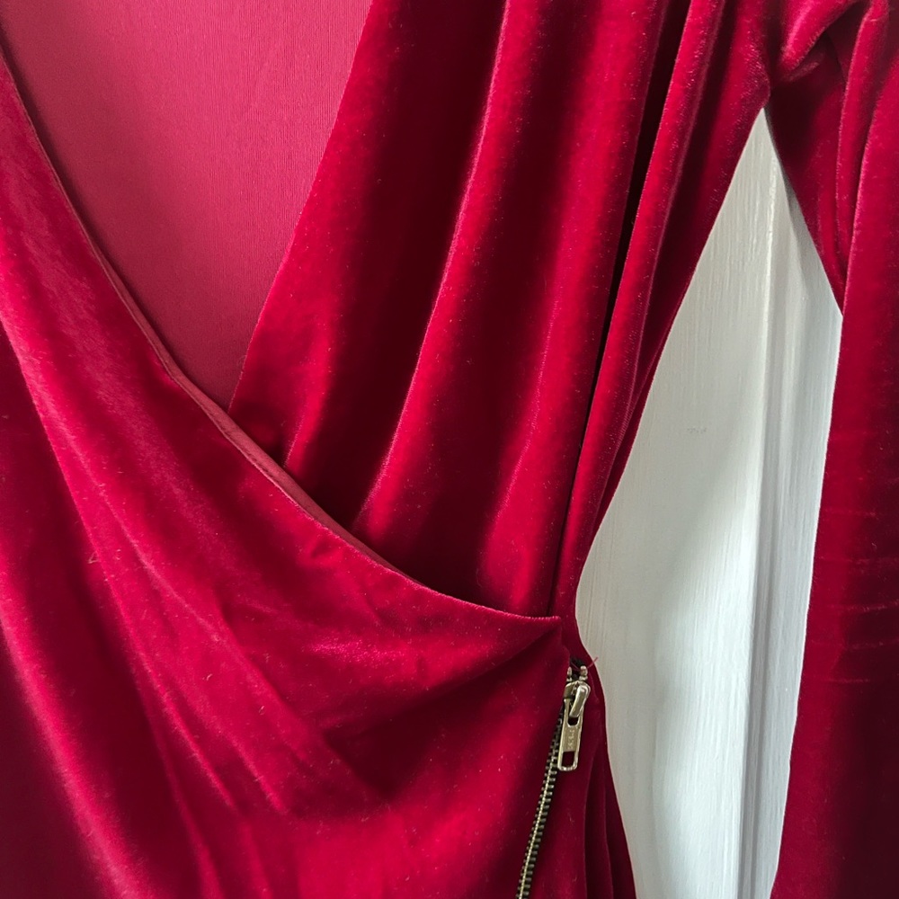 Fashion Nova Plunging V-Neck Velvet Dress